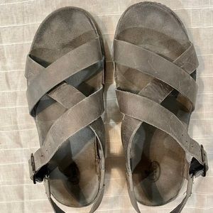 Chaco Wayfarer size 8 excellent condition